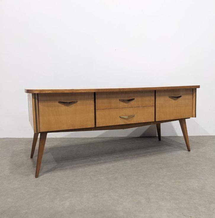 Vintage rockabilly dressoir, Huis en Inrichting, Kasten |Televisiemeubels, Ophalen
