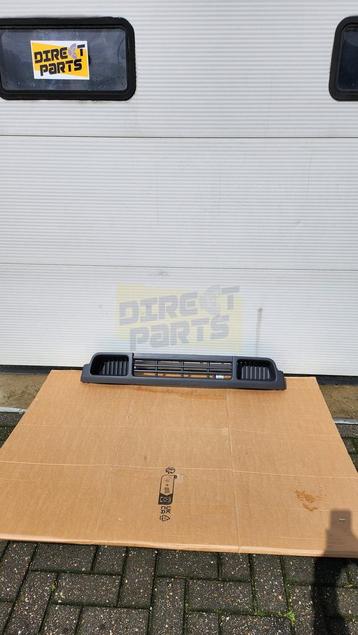 Volkswagen T5 (7/03-10/09) voorbumpergrille midden onder Ori beschikbaar voor biedingen