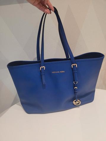 Handtas Michael Kors Kobalt beschikbaar voor biedingen