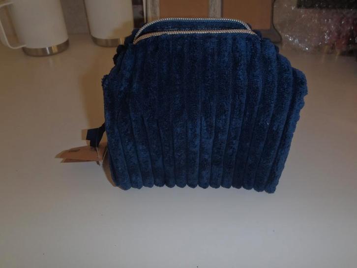 trousse bleue, Bijoux, Sacs & Beauté, Trousses de toilette, Neuf, Femme, Bleu, Enlèvement ou Envoi