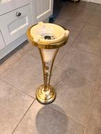 Vintage asbak op voet, Ophalen