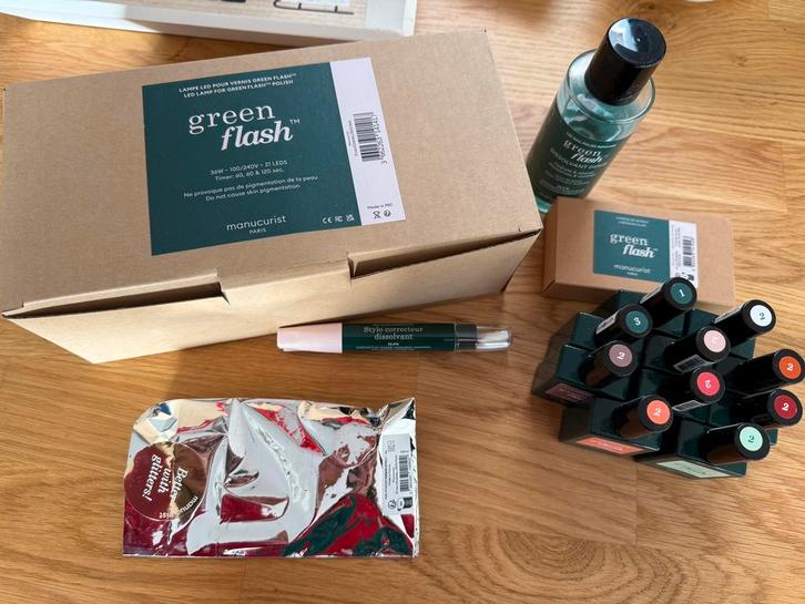 Lot pose semi-permanent Manucurist, Bijoux, Sacs & Beauté, Beauté | Soins du corps, Comme neuf, Enlèvement ou Envoi