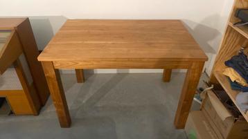 Zeer mooi Tafeltje Teak 120x80x79cm beschikbaar voor biedingen