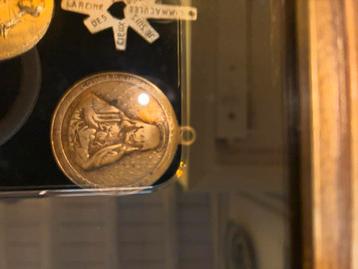 „Wonderbaarlijke” en devotionele medailles beschikbaar voor biedingen