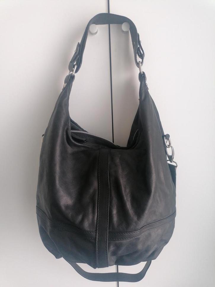 Nieuwe authentieke handtas uit Italiaans leder, Handtassen en Accessoires, Tassen | Schoudertassen, Nieuw, Ophalen of Verzenden