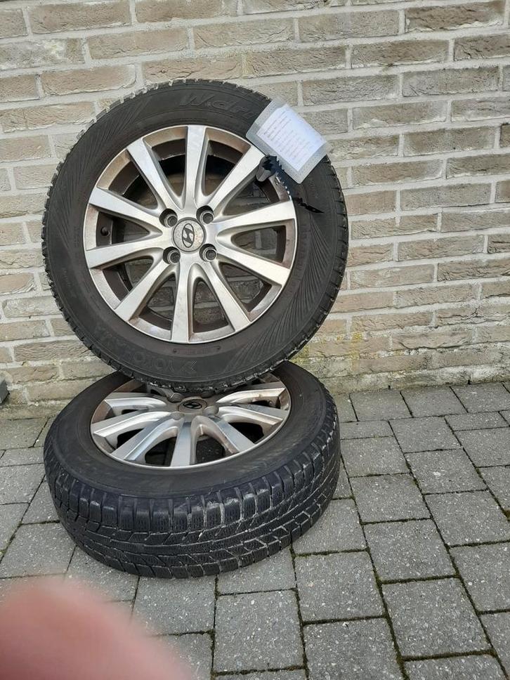 Winterbanden en velgen Hyundai I20, Auto-onderdelen, Banden en Velgen, Band(en), Winterbanden, Ophalen