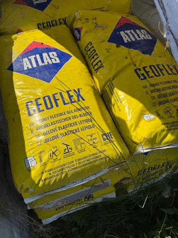 Tegellijm Atlas Geoflex +-30 stuks beschikbaar voor biedingen