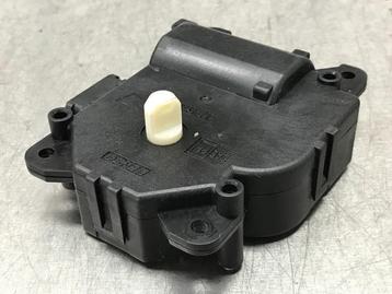 KACHELSTELMOTOR Honda Civic Tourer (FK) (|MF1138003450|) beschikbaar voor biedingen