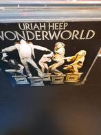 lp - uriah heep - wonderworld, Cd's en Dvd's, Vinyl | Hardrock en Metal, Ophalen of Verzenden, Gebruikt