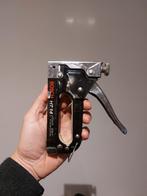 Hand tacker, Doe-het-zelf en Bouw, Gereedschap | Handgereedschap, Ophalen, Gebruikt