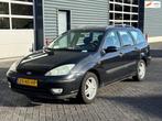 Ford Focus Wagon 1.6-16V Trend, airco, trekhaak, Auto's, Gebruikt, 4 cilinders, Zwart, 1080 kg