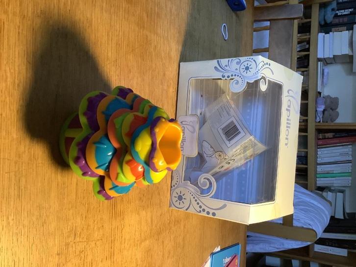 Gobelets fleurs à empiler - Papillon, Kinderen en Baby's, Speelgoed | Fisher-Price, Ophalen