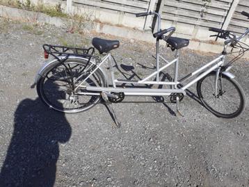 Moderne Tandem in zeer goede staat beschikbaar voor biedingen