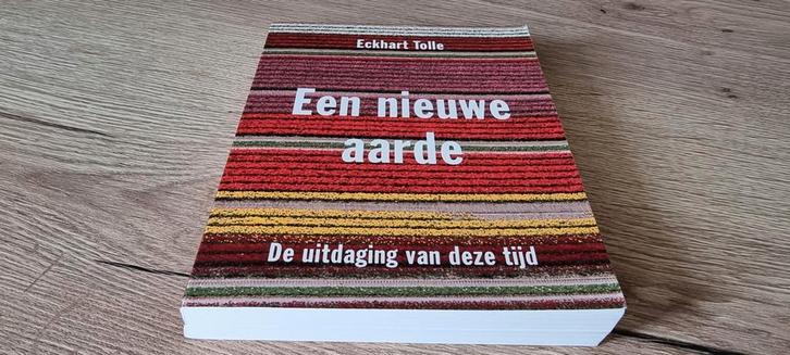 Eckhart Tolle - Een nieuwe aarde: De uitdaging van deze tijd, Boeken, Esoterie en Spiritualiteit, Zo goed als nieuw, Ophalen of Verzenden