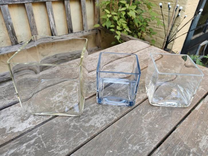 Glazen bloempot - kubusvormige pot in glas. Prijs/set., Jardin & Terrasse, Bacs à fleurs & Jardinières, Comme neuf, Enlèvement ou Envoi