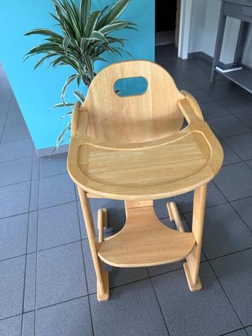 Kinderstoel  beschikbaar voor biedingen