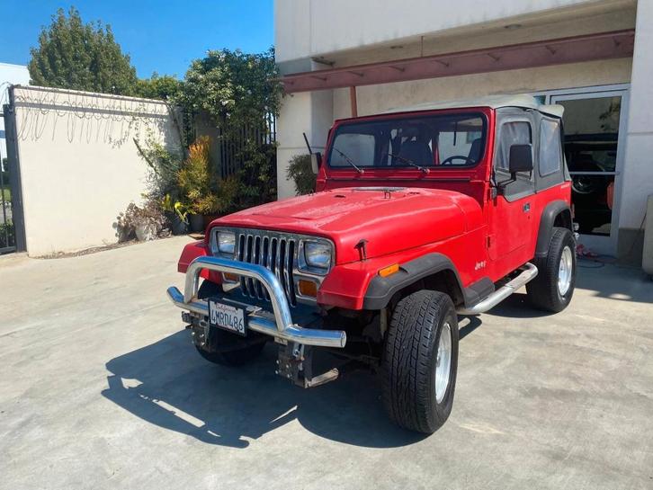 Wrangler 1993 70d miles, Autos, Jeep, Particulier, Wrangler, Essence, Boîte manuelle, Rouge, Enlèvement