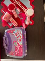 Poppen speelgoed. Tandarts kapper pic nic, Kinderen en Baby's, Ophalen of Verzenden, Zo goed als nieuw