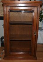 Vitrinekastje., Ophalen, Minder dan 50 cm, Eikenhout, Klassiek.