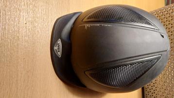 Uvex ruiterhelm L-Xl beschikbaar voor biedingen