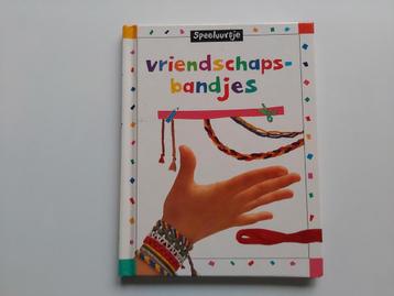 Vriendschapsbandjes beschikbaar voor biedingen