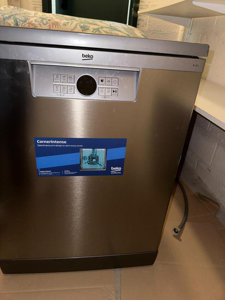 Vaatwasser, Elektronische apparatuur, Vaatwasmachines, Gebruikt, Tussenbouw, Minder dan 85 cm, Minder dan 45 cm, Energieklasse A of zuiniger