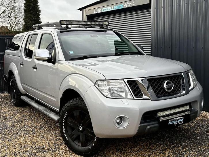 Nissan Navara 2.5 dCi 4x4 E5/ Full Options/ Neuve!, Auto's, Nissan, Te koop, Overige modellen, ABS, Achteruitrijcamera, Airbags