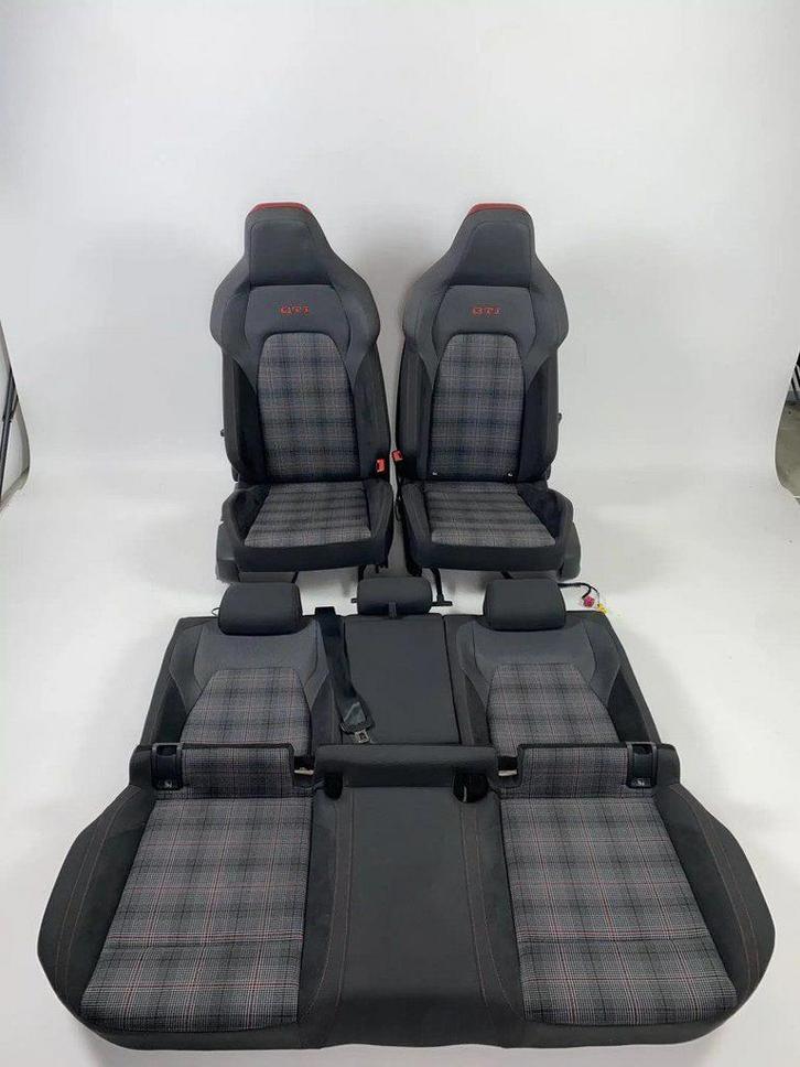 Interieur VW Golf 8 GTI Alcantara/Stof Grijs/Geruit Rood/Wit, Auto-onderdelen, Overige Auto-onderdelen, Gebruikt, Ophalen of Verzenden