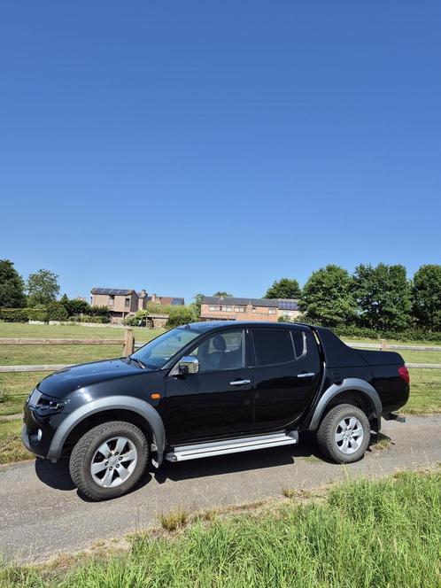 Mitsubishi L200 bj 2007 automaat 220.000 km, Auto's, Mitsubishi, Particulier, L200, 4x4, Airconditioning, Mistlampen, Radio, Trekhaak