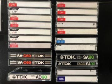 23 TDK gebruikte cassettebandjes