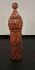 Etui en bois bulgare, Ophalen