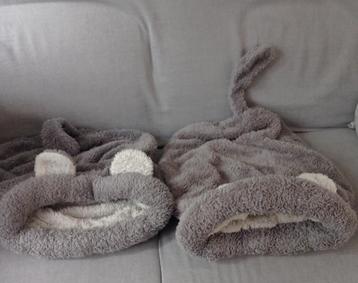 2x katten slaapzak  beschikbaar voor biedingen