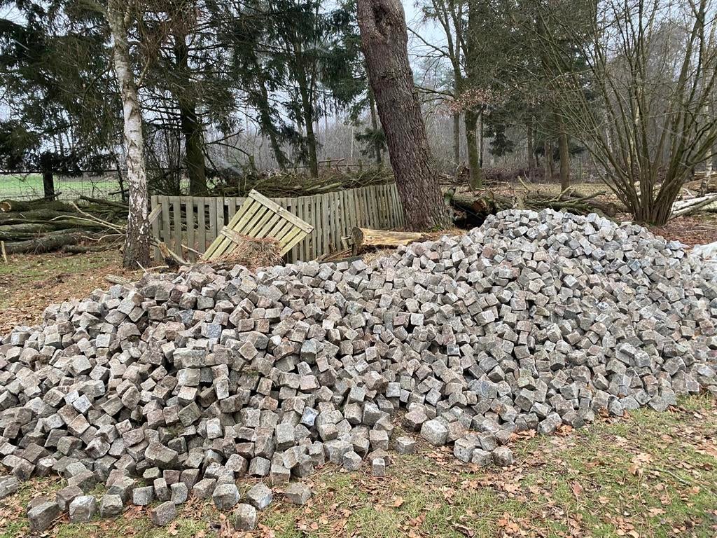 Grand lot de granit pavé, Jardin & Terrasse, Gravier, Rochers & Caillasse, Comme neuf, Granit, Enlèvement