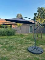 Zweefparasol Ø 3m, Ophalen, Gebruikt, Kantelbaar, 2 tot 3 meter