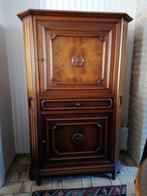 Dining area cupboard, Ophalen