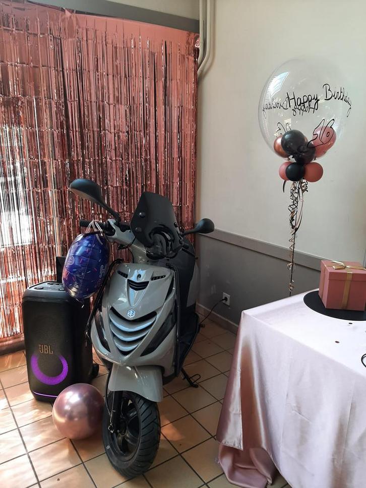 Zip 4 takt 50 cc, Fietsen en Brommers, Scooters | Piaggio, Zo goed als nieuw, Zip, Ophalen