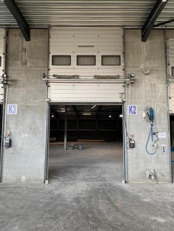 industriële poort beschikbaar voor biedingen