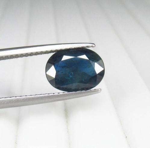 zuiver blauwe saffier met certificaat, Handtassen en Accessoires, Edelstenen, Nieuw, Ophalen of Verzenden