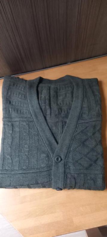 Nieuwe herencardigan Mt 54 beschikbaar voor biedingen