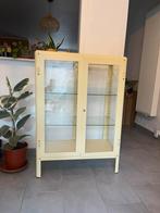 Vitrinekast geel 81x113, Huis en Inrichting, Ophalen, Zo goed als nieuw