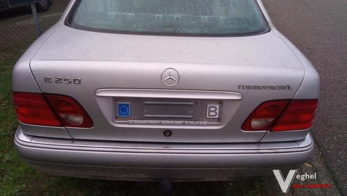 Trekhaak Mercedes w210 sedan, Auto-onderdelen, Trekhaken