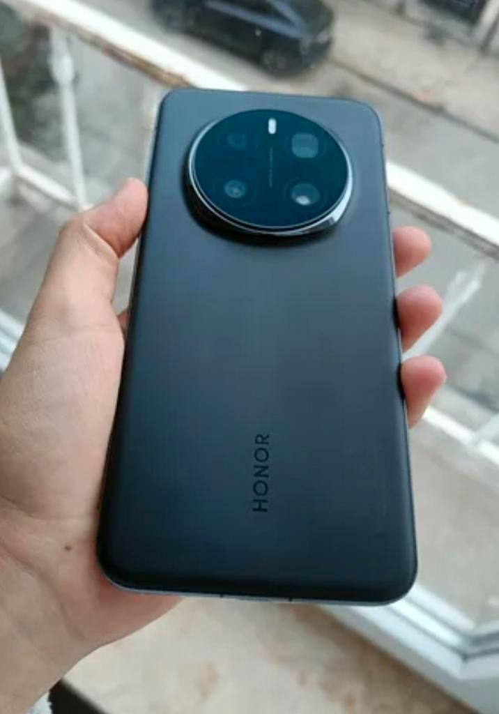 Échange pas de vente honor Magic 7 pro 20 cycle de charge !, Télécoms, Téléphonie mobile | Nokia, Noir, Enlèvement