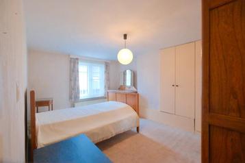 Complete retro slaapkamer beschikbaar voor biedingen