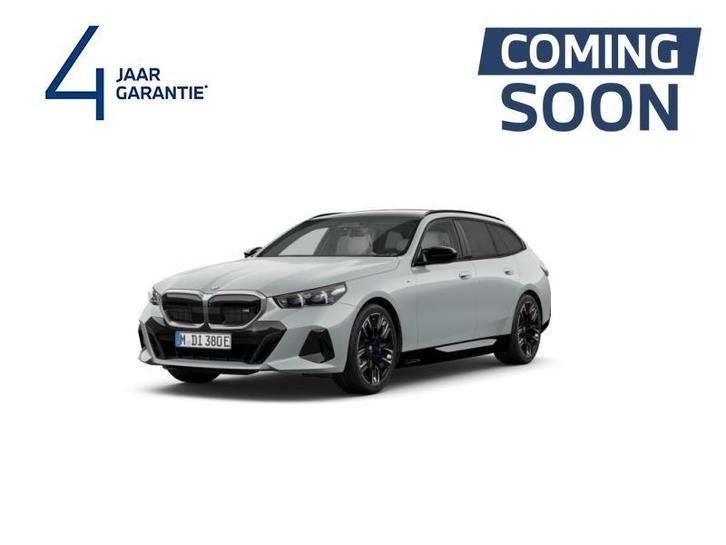 BMW i5 M60 - PANODAK - BOWERS&WILKINS - ACC, Autos, BMW, i5, Phares directionnels, Régulateur de distance, Airbags, Air conditionné