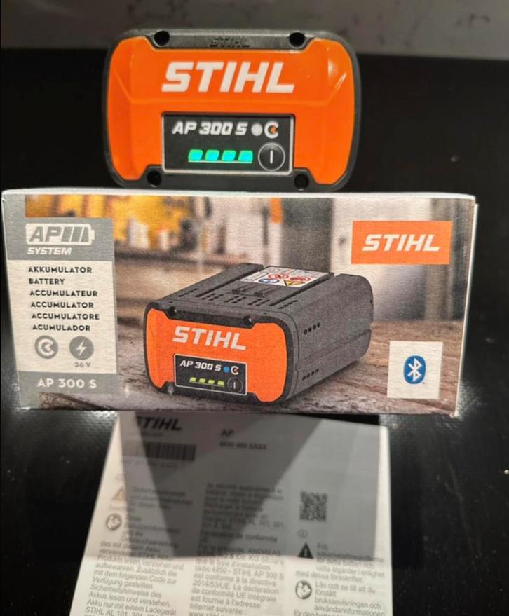 Nieuwe Stihl AP 300 s, Tuin en Terras, Hand-tuingereedschap, Nieuw, Ophalen of Verzenden