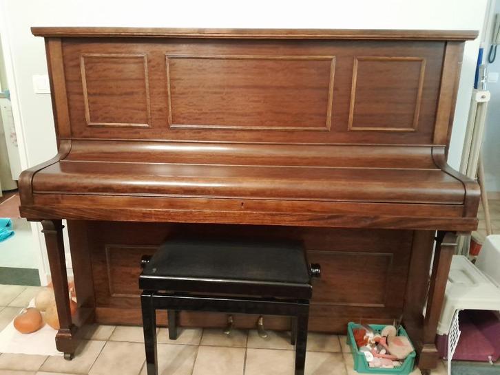 Piano, Muziek en Instrumenten, Piano's, Gebruikt, Piano, Bruin, Ophalen