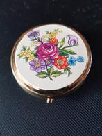 Nieuw pillendoosje, rond, 3 vakjes, Ophalen, Nieuw