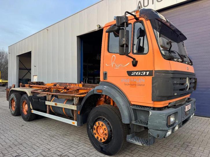 Mercedes-Benz SK 2631 *MANUAL GEARBOX-V6-BELGIAN TRUCK*, Auto's, Vrachtwagens, Bedrijf, Mercedes-Benz, Diesel, Handgeschakeld