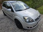 Ford Fiesta 1.6i Automaat / 92.915 km / benzine / 5-deurs, Auto's, Ford, 1596 cc, Stof, 4 cilinders, Bedrijf