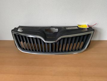 grille skoda Rapid 2012 tot 2015 5JA853668